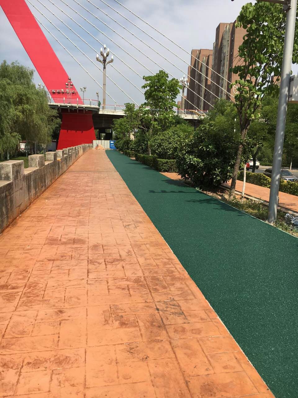 高新一路至三路透水健康步道