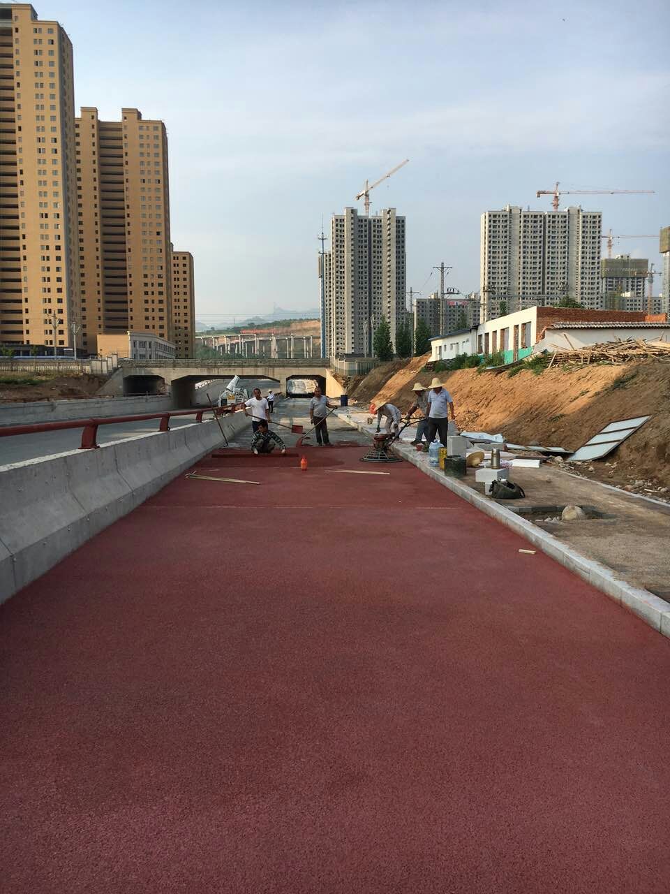 高新一路至三路透水健康步道