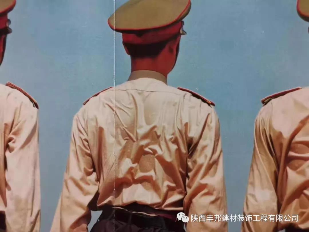 華麗轉(zhuǎn)身，他從閱兵場(chǎng)闊步邁向到祖國(guó)建設(shè)大舞臺(tái)！