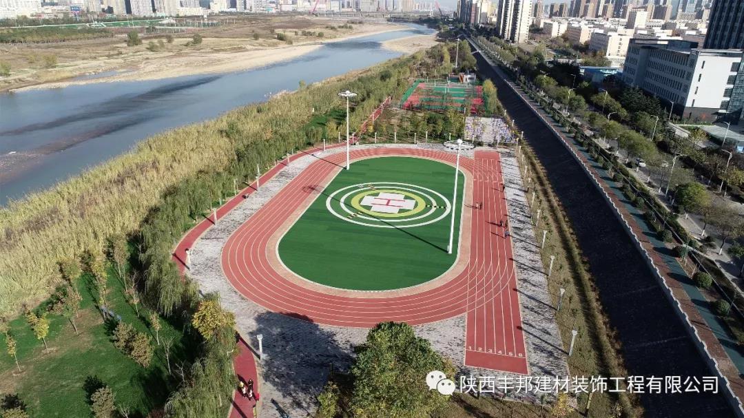 華麗轉(zhuǎn)身，他從閱兵場(chǎng)闊步邁向到祖國(guó)建設(shè)大舞臺(tái)！
