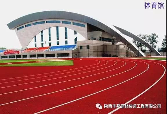 華麗轉(zhuǎn)身，他從閱兵場(chǎng)闊步邁向到祖國(guó)建設(shè)大舞臺(tái)！