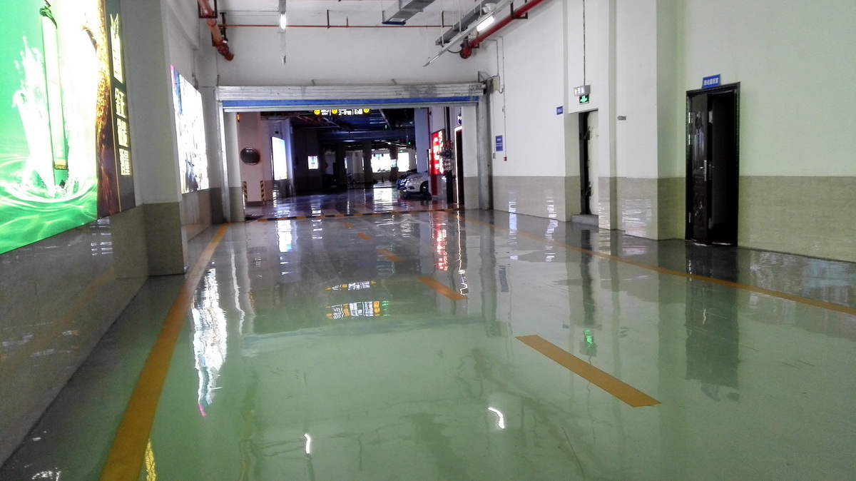 寶雞博鵬中心地下停車場環(huán)氧自流平
