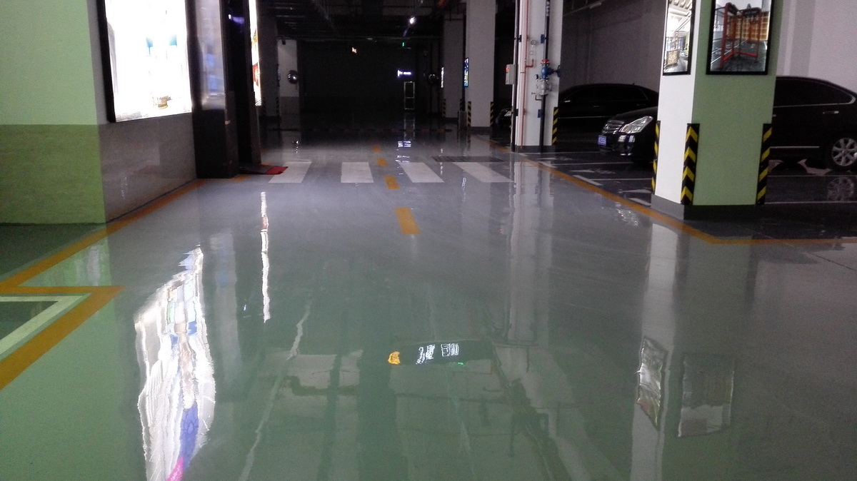 寶雞博鵬中心地下停車場環(huán)氧自流平