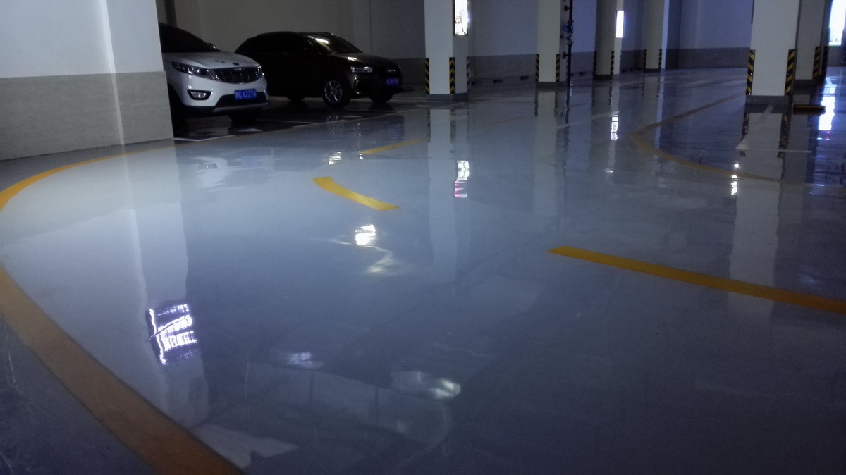 寶雞博鵬中心地下停車場環(huán)氧自流平