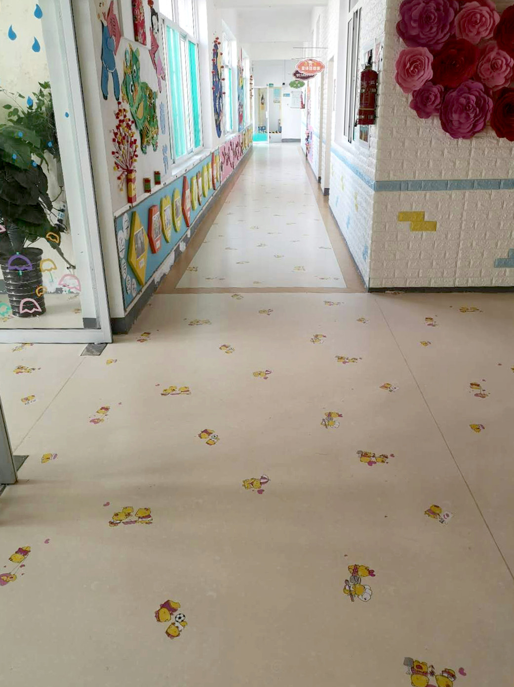 鳳縣紅花鋪幼兒園PVC