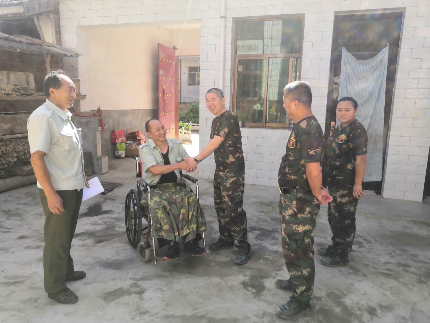 陜西豐邦入村進(jìn)戶看望人傷疾、退役軍人