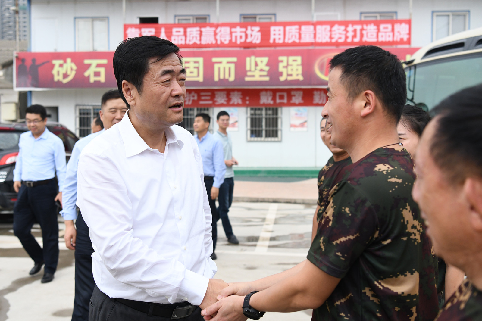 省退役軍人事務(wù)廳黨組書(shū)記，廳長(zhǎng)高中印一行蒞臨陜西豐邦調(diào)研指導(dǎo)