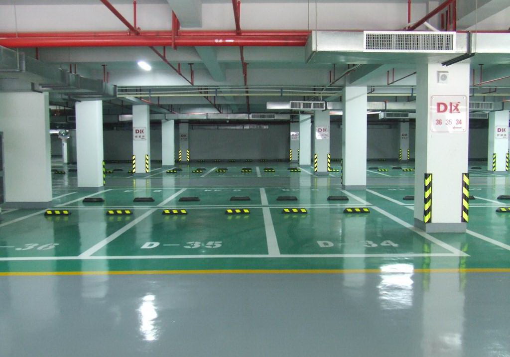 安康市某小區(qū)停車場環(huán)氧地坪